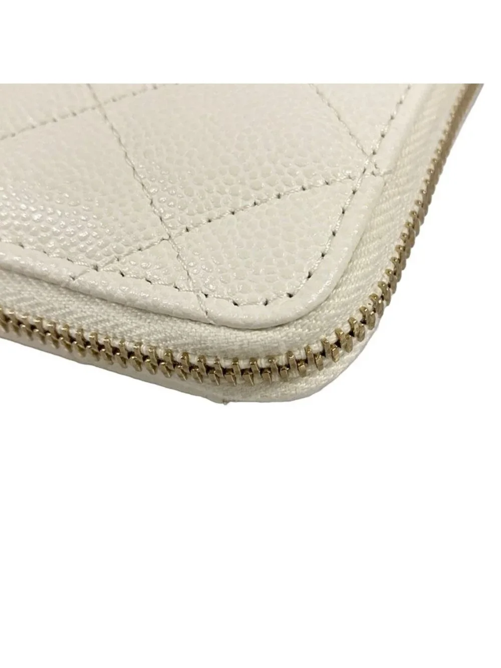 Chanel Coin Case Quilted White L-shaped Zipper Gold